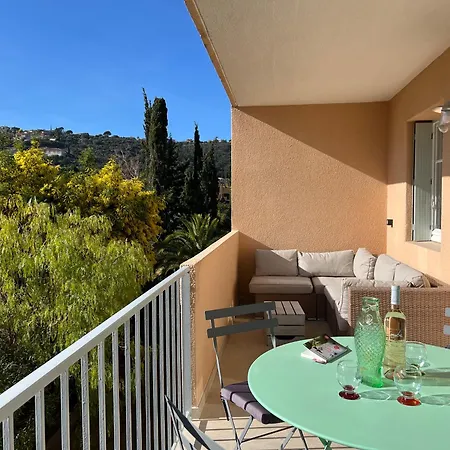 Apartment Les Palmiers A St Clair Le Lavandou